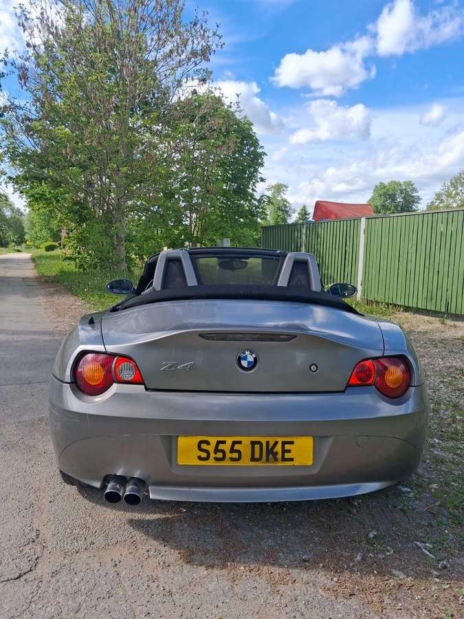 BMW Z4, 2.5 l., convertible