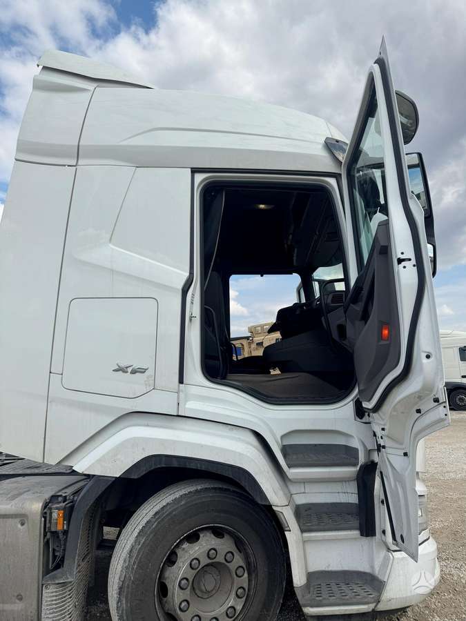 DAF XF 480 FT, 2 miegamosios vietos