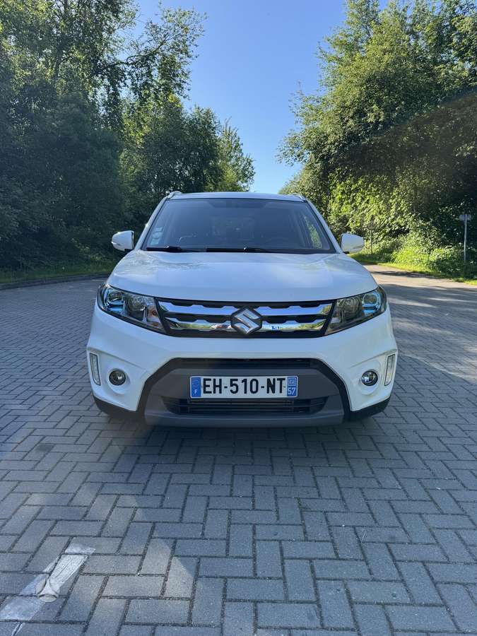 Suzuki Vitara, 1.6 l., Минивэн