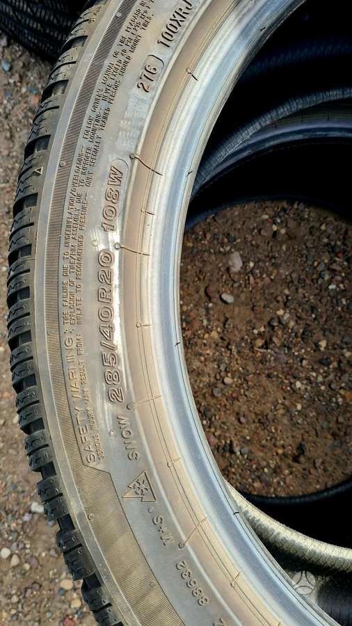 Bridgestone Blizzak 6, winter 285/40 R20