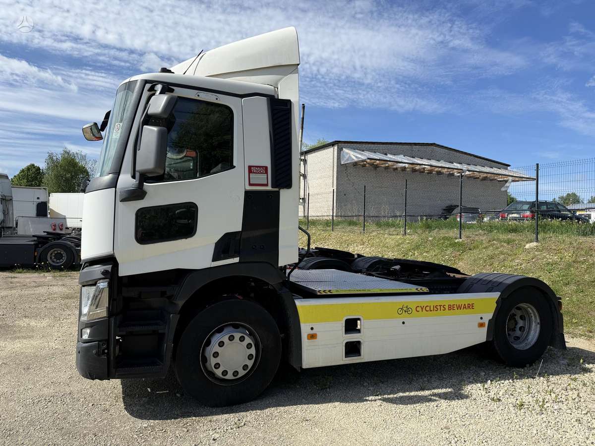Renault T 460, no sleeping space