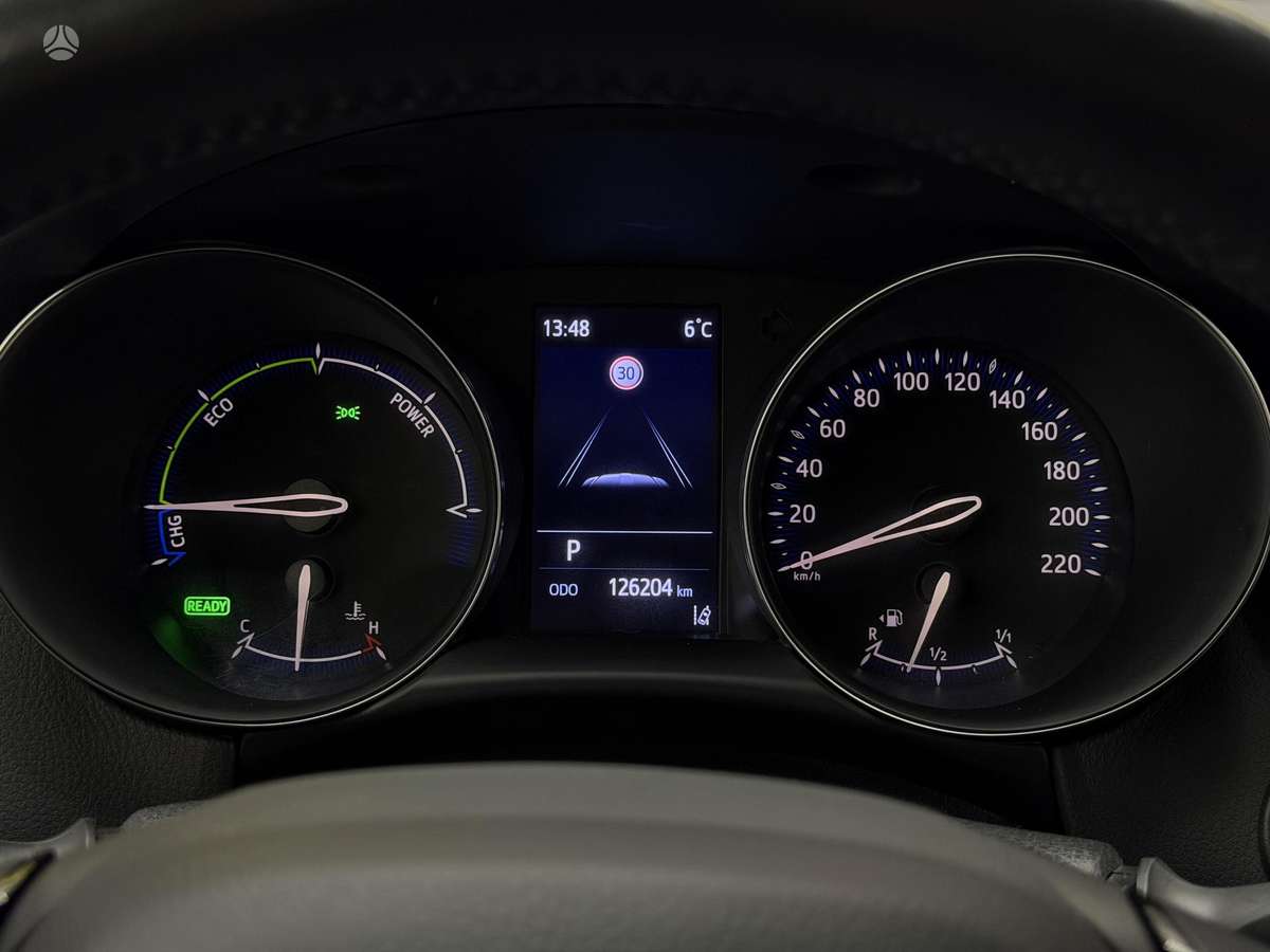 Toyota C-HR, 1.8 l., Внедорожник / Кроссовер