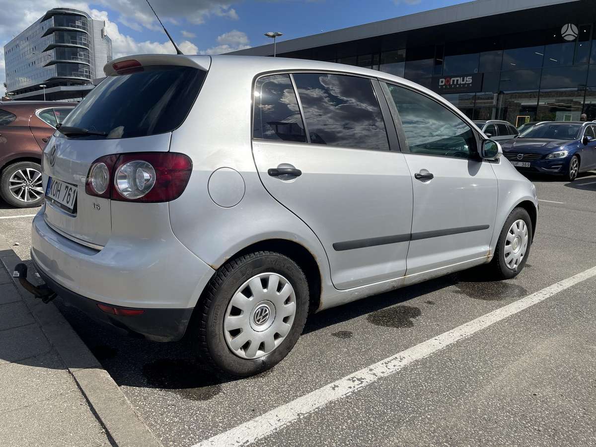 Volkswagen Golf Plus - 9