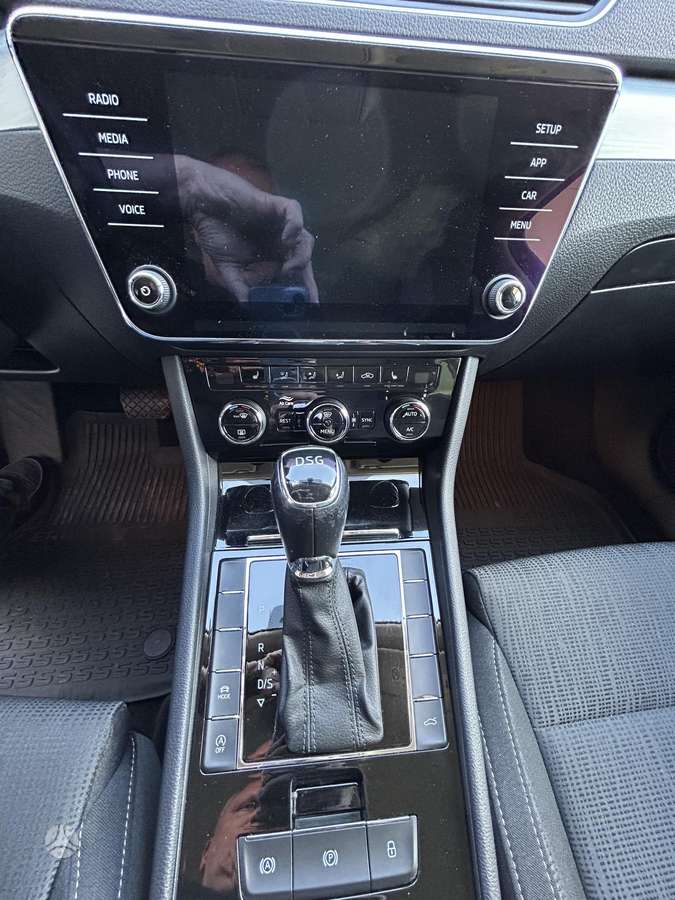 Škoda Superb - 9