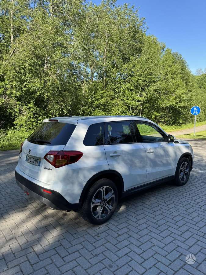 Suzuki Vitara, 1.6 l., Минивэн