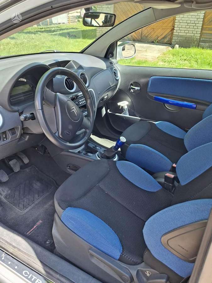 Citroen C2, 1.1 l., hatchback