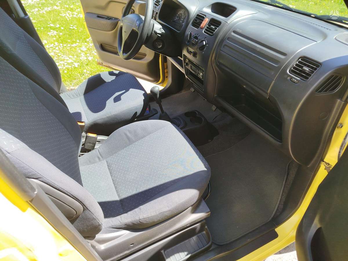 Suzuki Wagon R+, 1.3 l., saloon / sedan