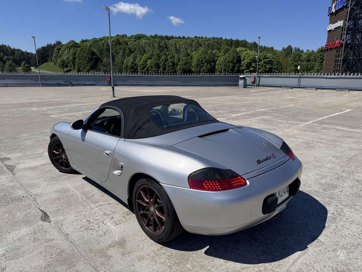 Porsche Boxster - 2