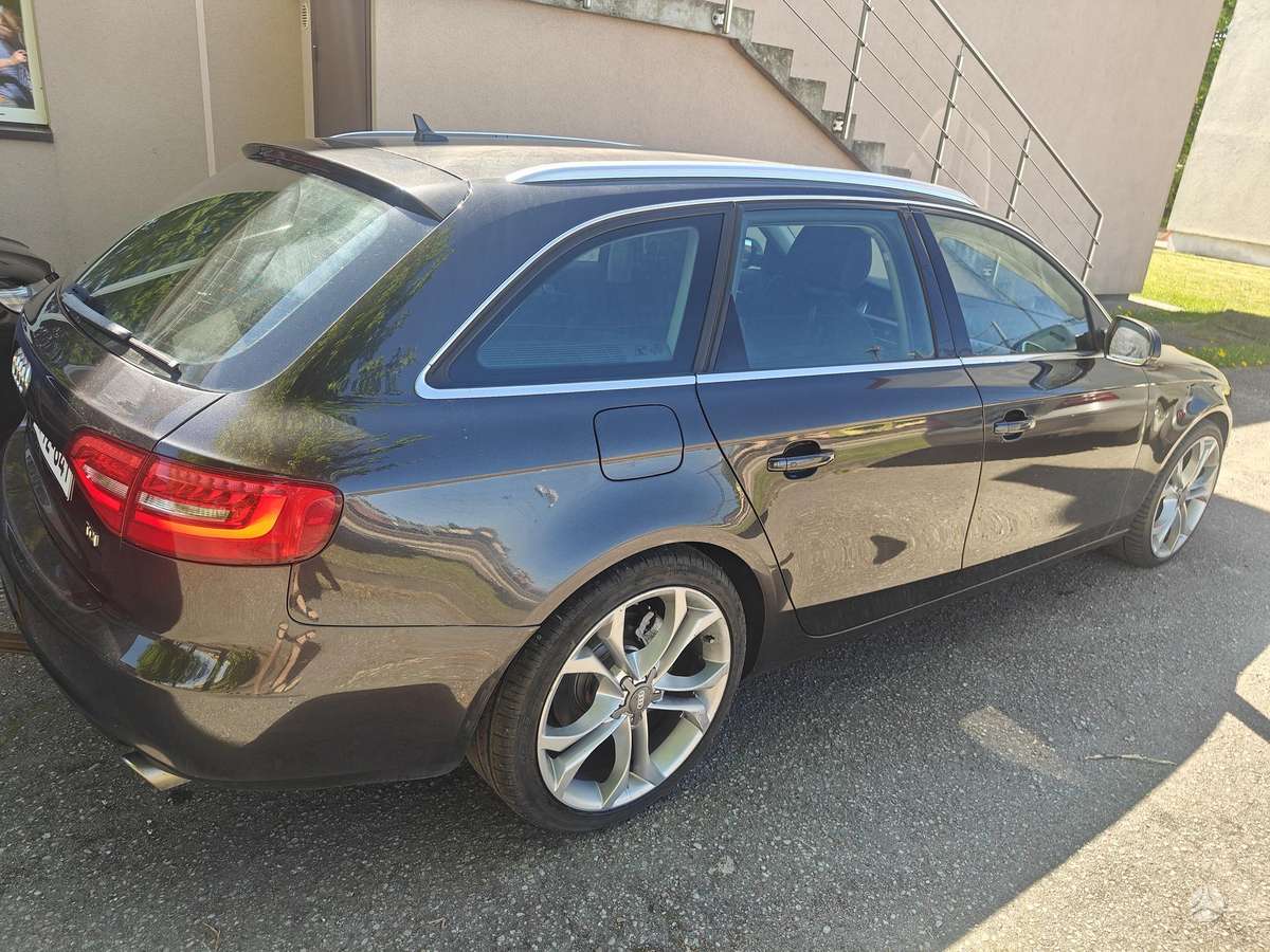 Audi A4, 3.0 l., universalas