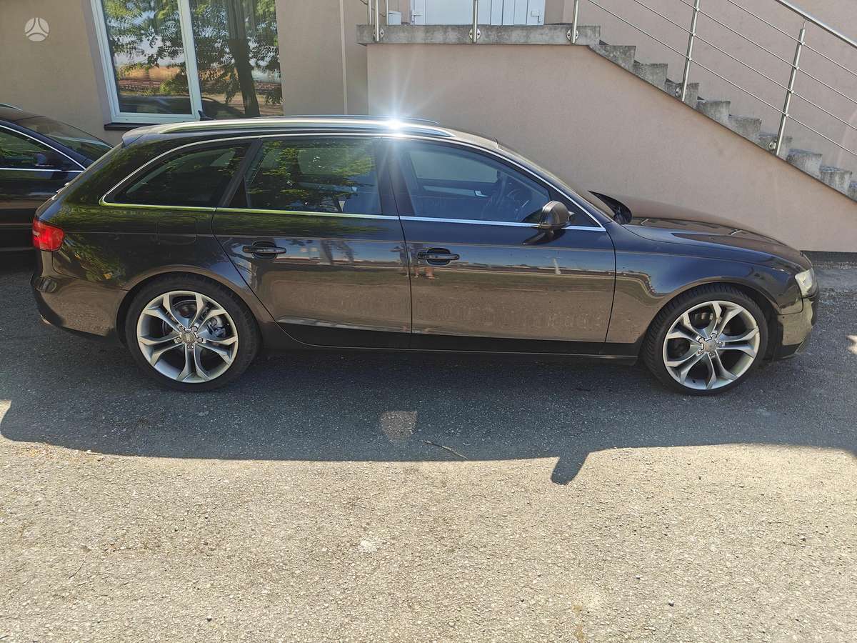 Audi A4, 3.0 l., universalas