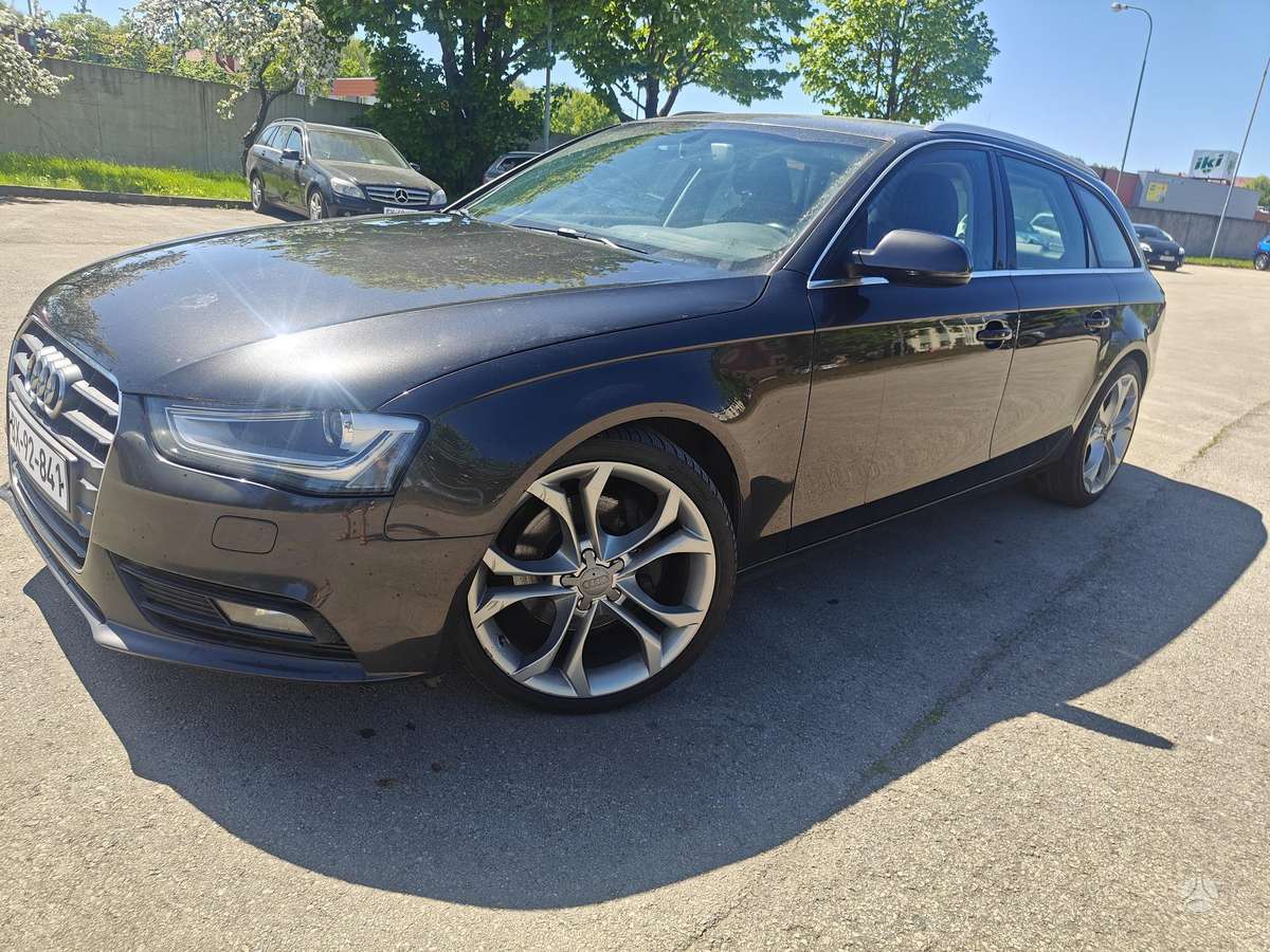 Audi A4, 3.0 l., universalas
