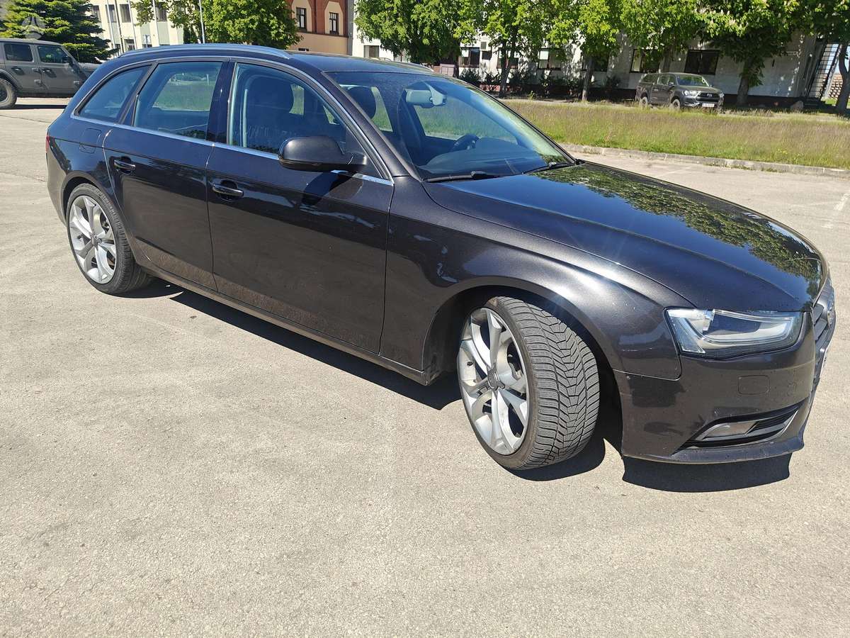 Audi A4, 3.0 l., universalas