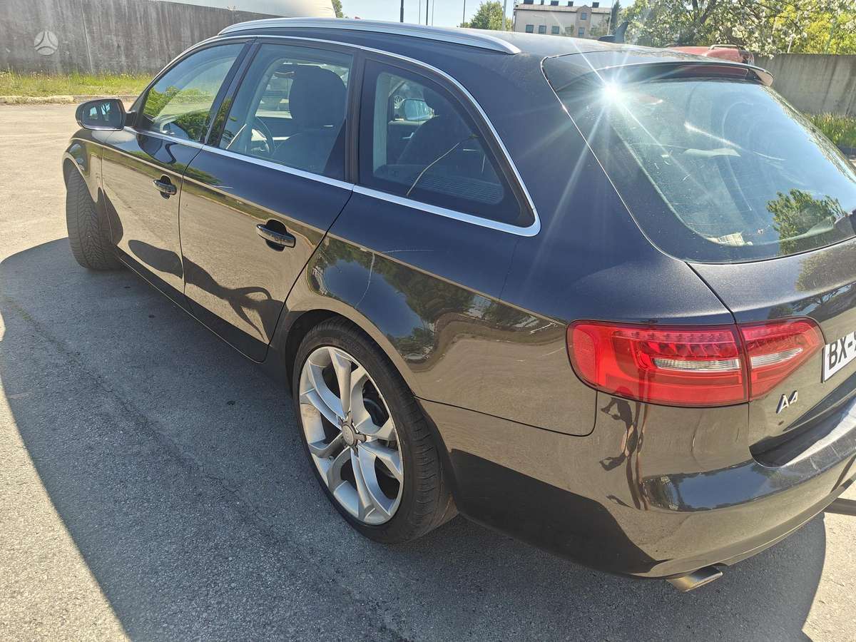 Audi A4, 3.0 l., universalas