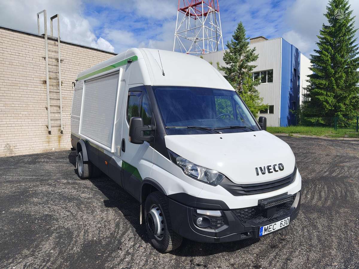 Iveco Daily 70C18, kietašoniai