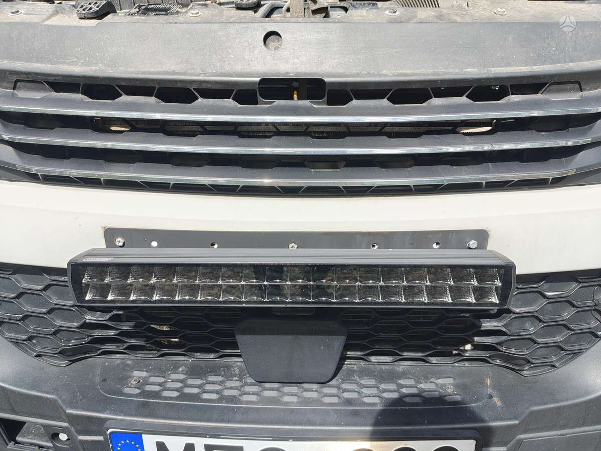 Iveco Daily 70C18, kietašoniai