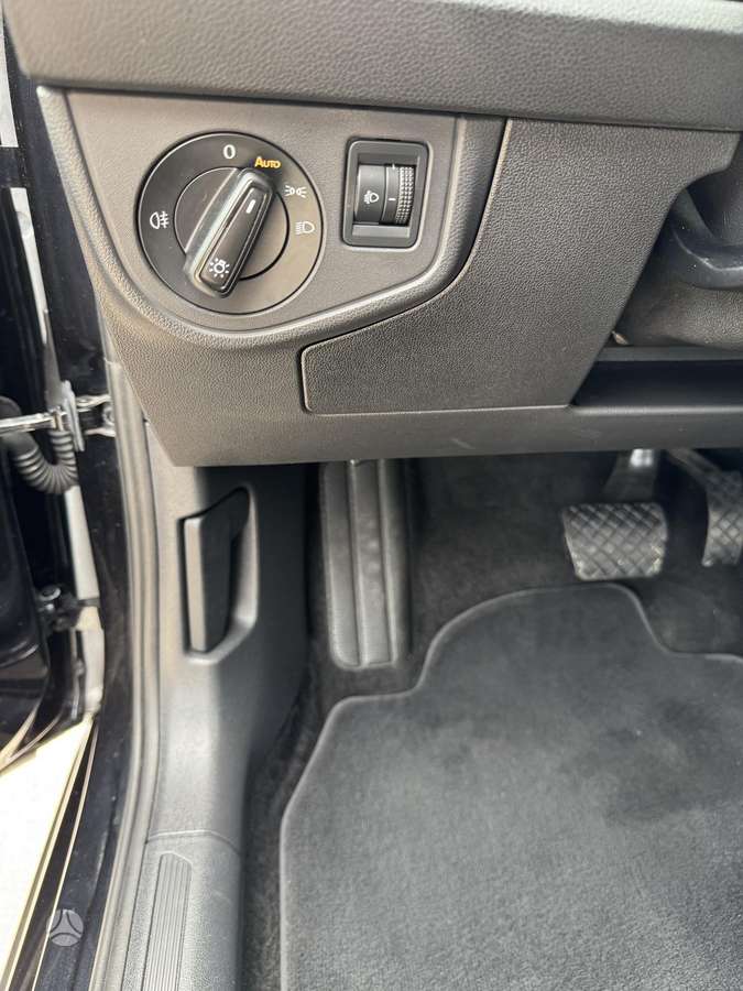 Volkswagen Taigo - 8