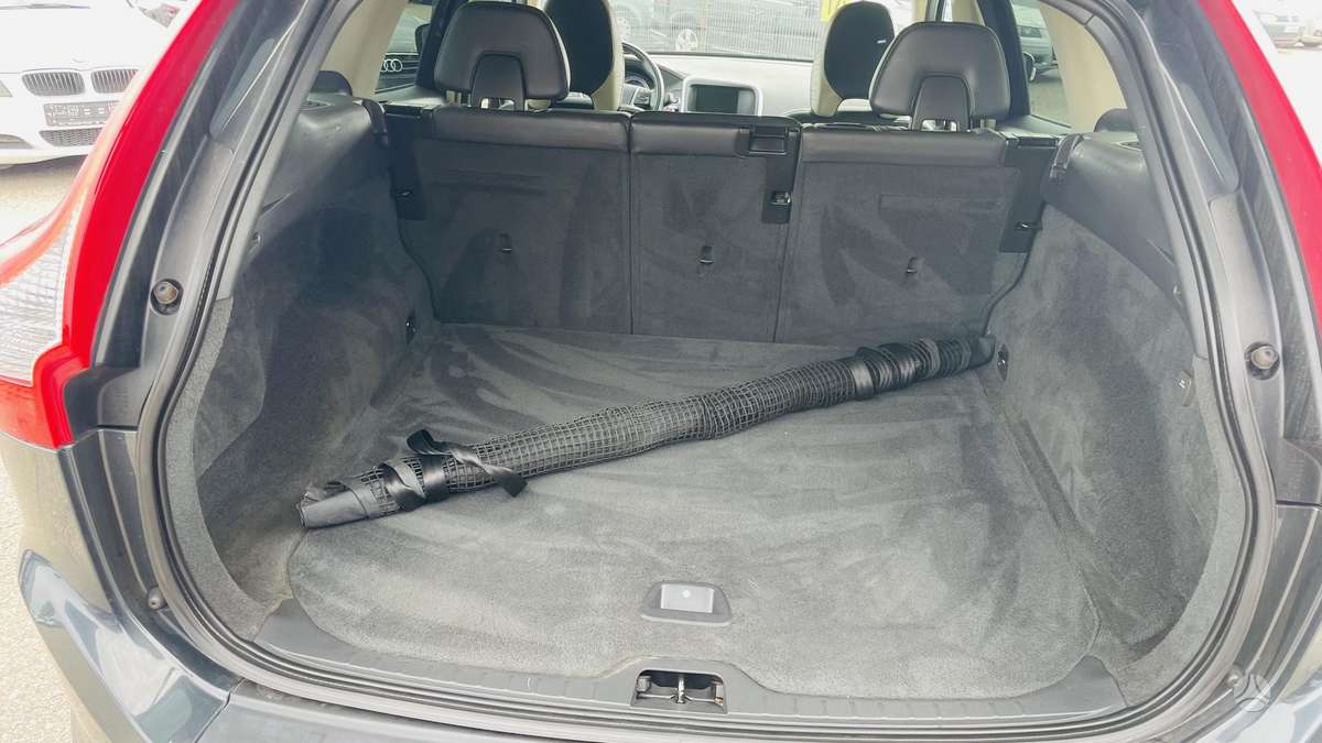 Volvo XC60 - 10