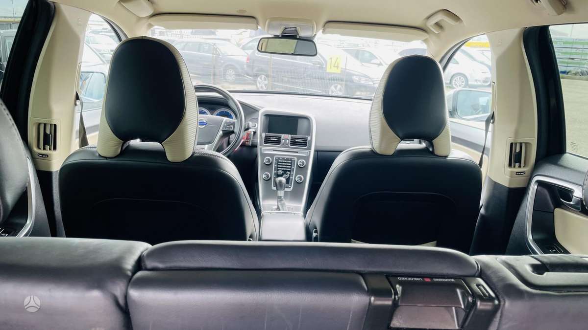 Volvo XC60 - 12