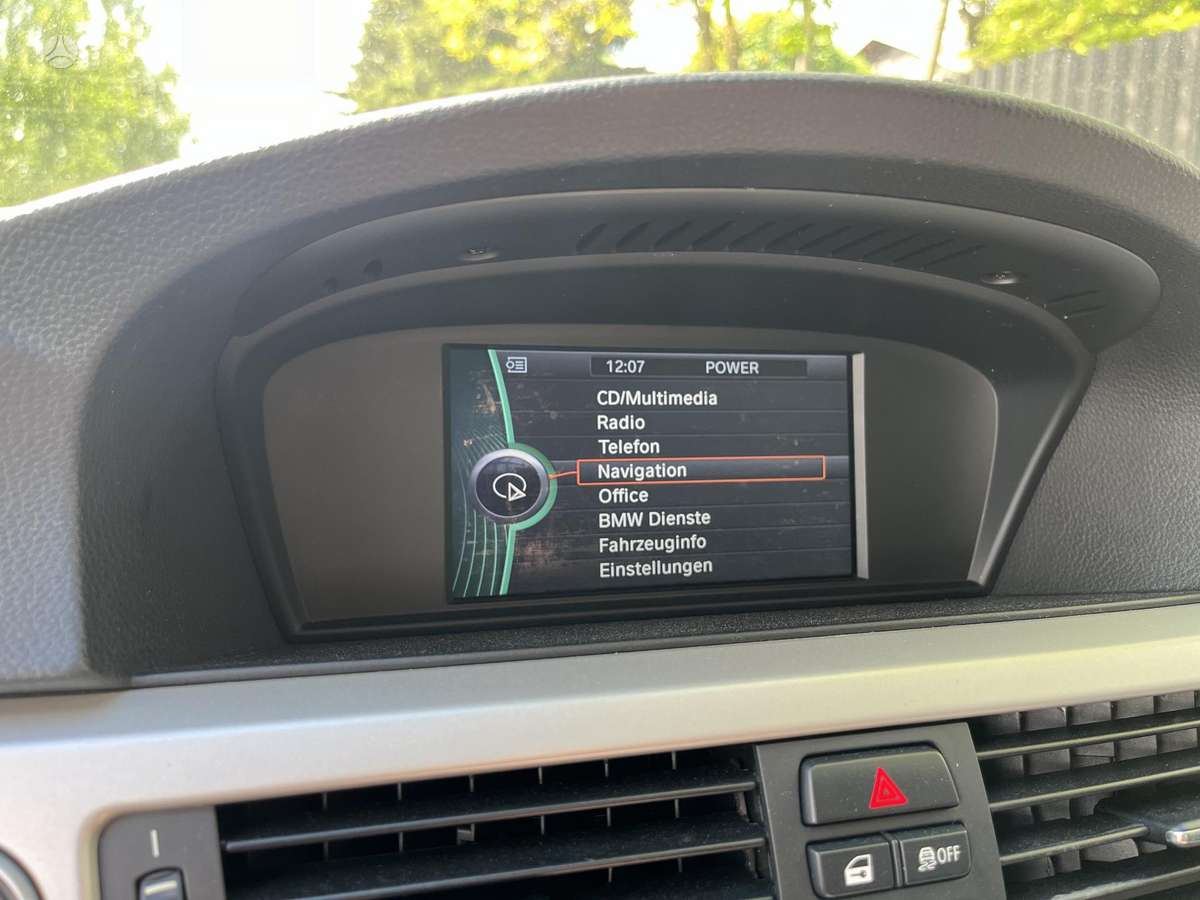 BMW 320, Универсал