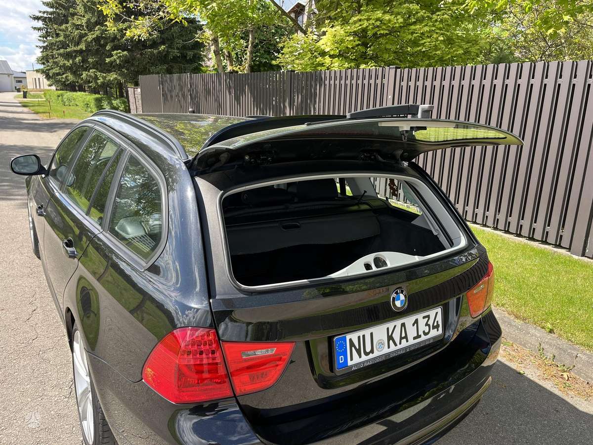 BMW 320, wagon