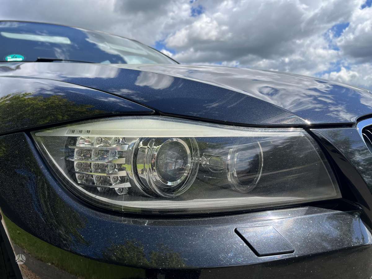 BMW 320, Универсал