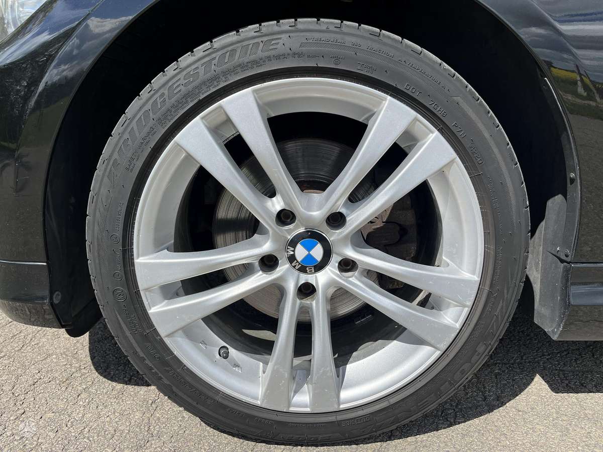 BMW 320, Универсал