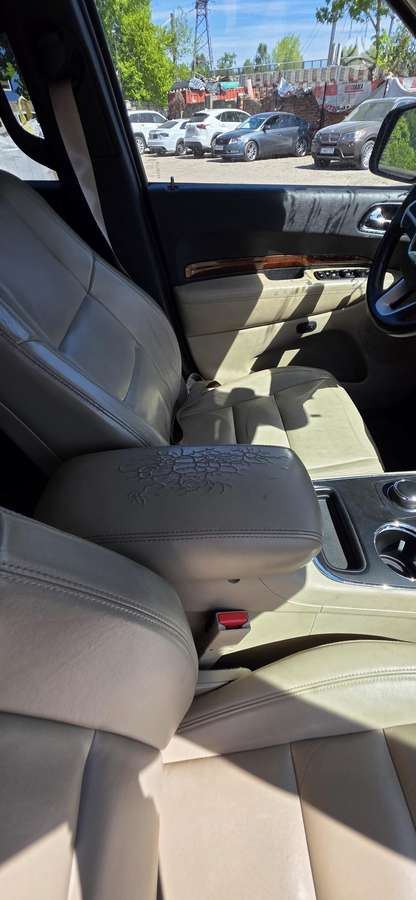 Dodge Durango, 3.6 l., off-road / crossover