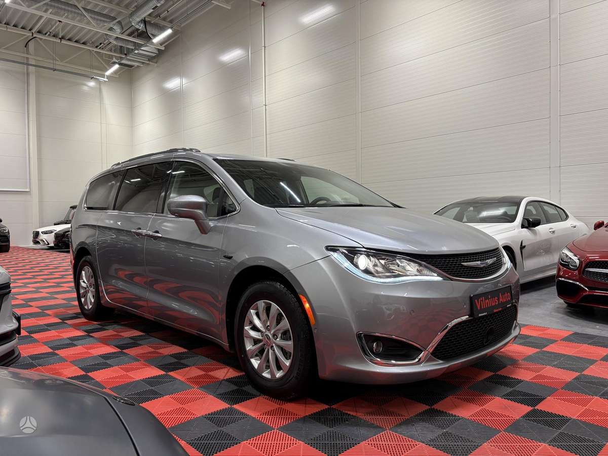 Chrysler Pacifica, 3.6 l., Минивэн