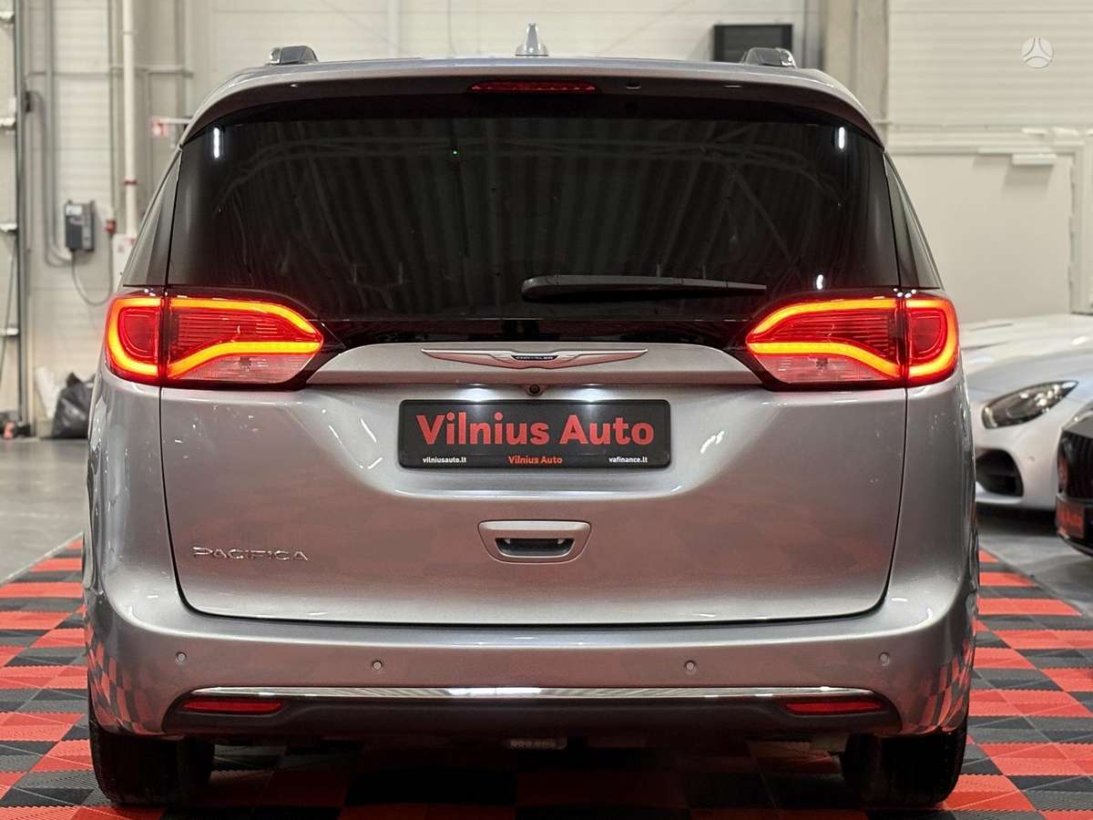 Chrysler Pacifica, 3.6 l., Минивэн