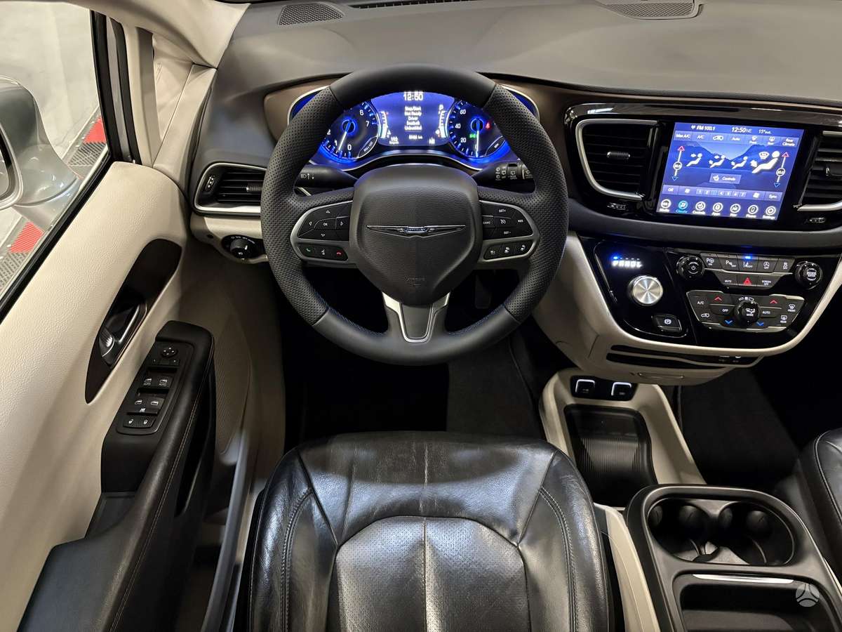 Chrysler Pacifica, 3.6 l., Минивэн