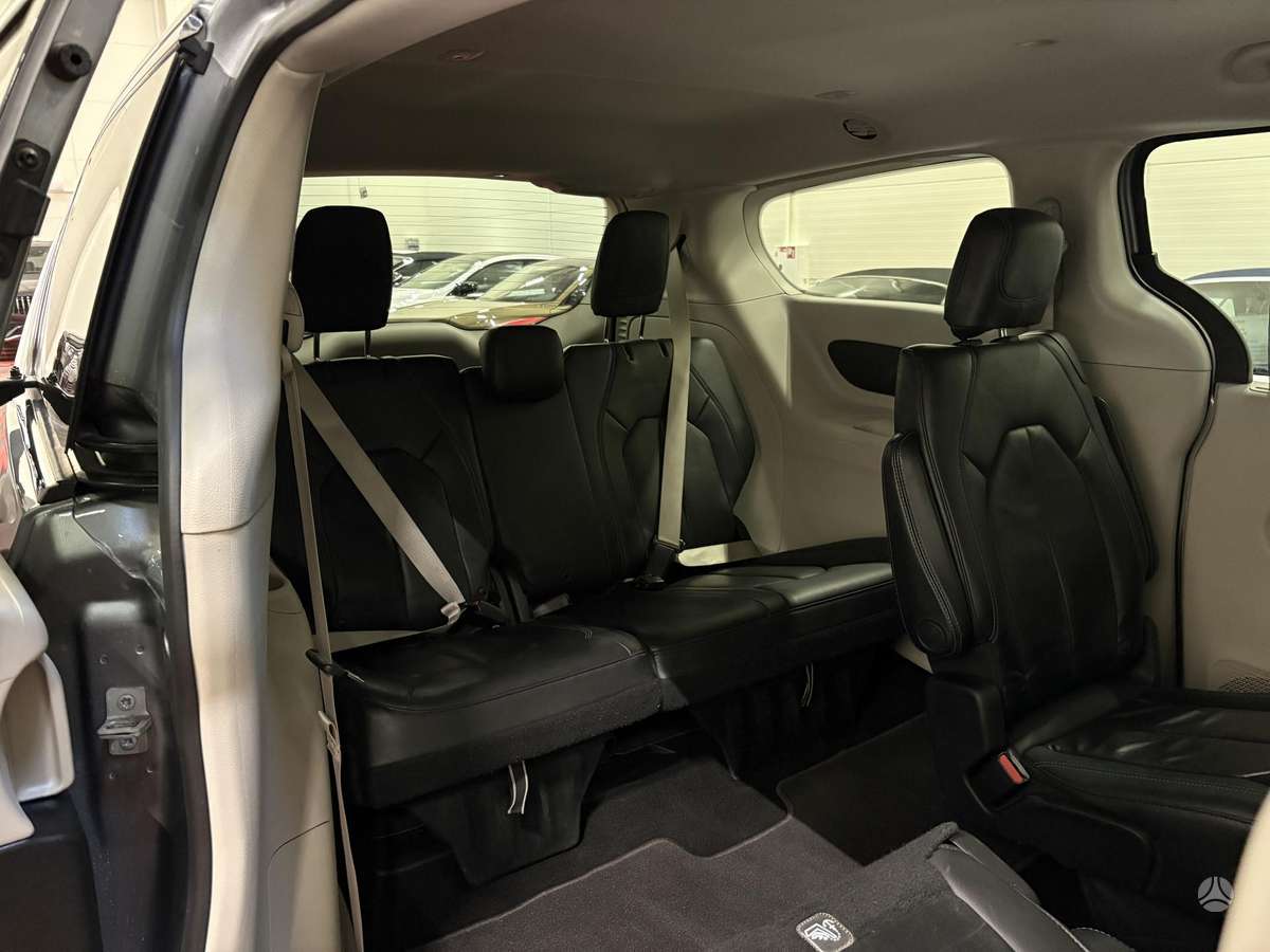 Chrysler Pacifica, 3.6 l., Минивэн