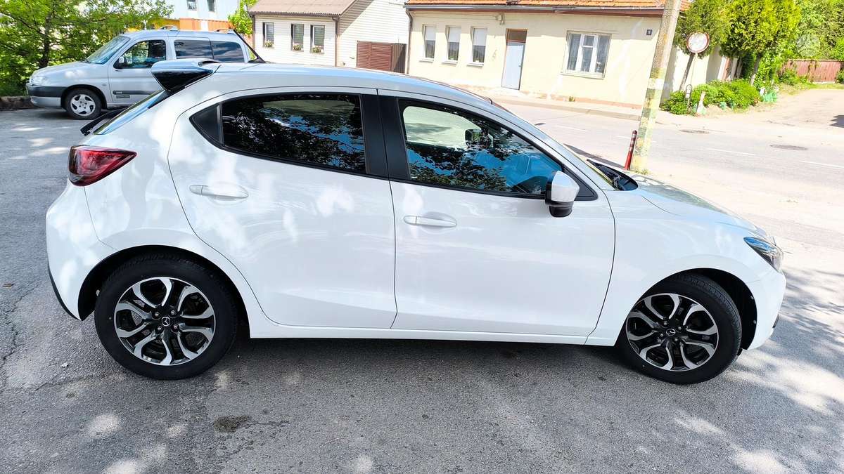 Mazda 2, 1.5 l., hatchback