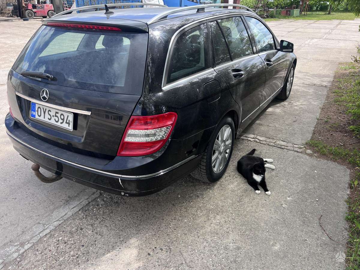 Mercedes-Benz C200 по частям