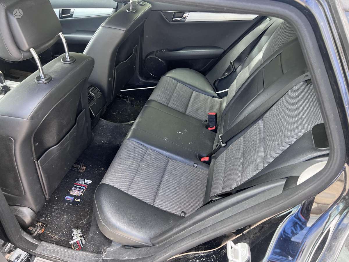 Mercedes-Benz C200 по частям