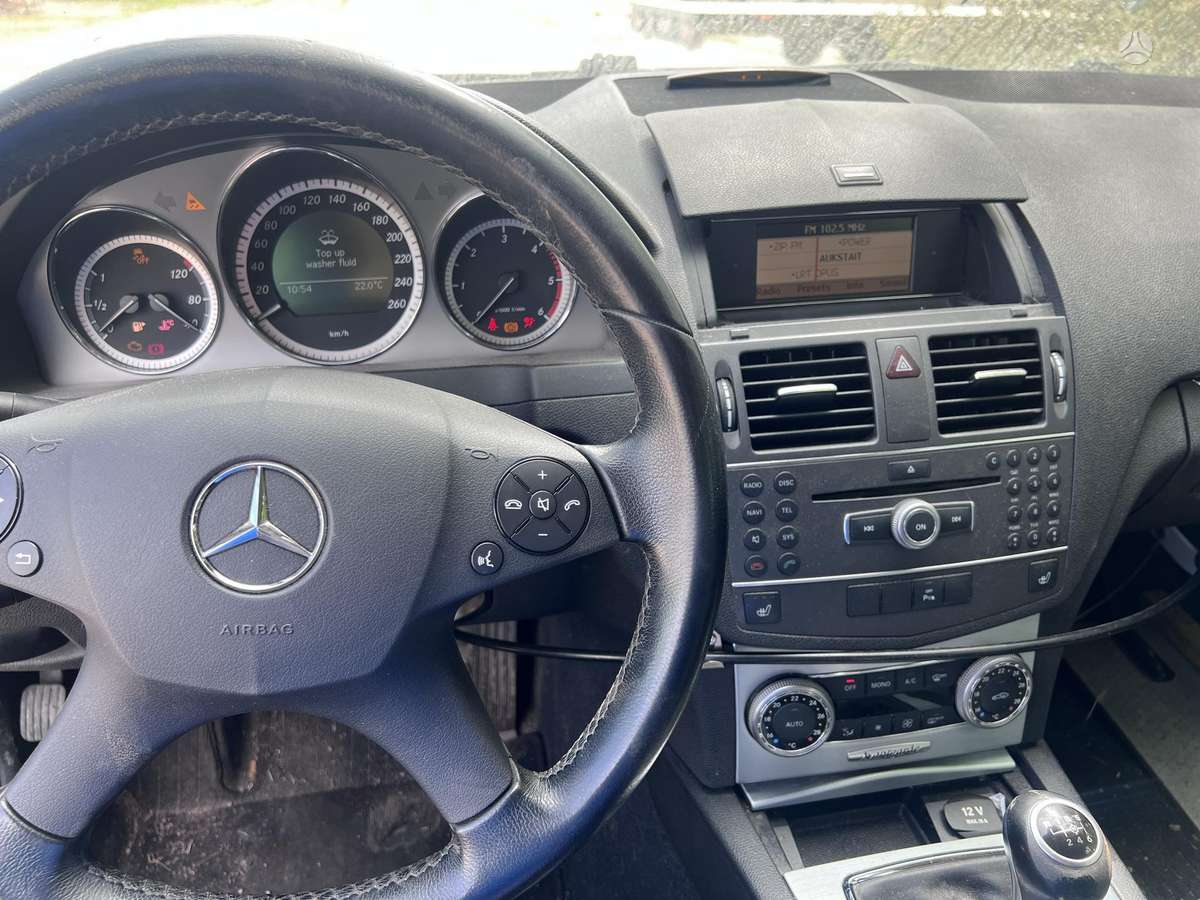 Mercedes-Benz C200 по частям