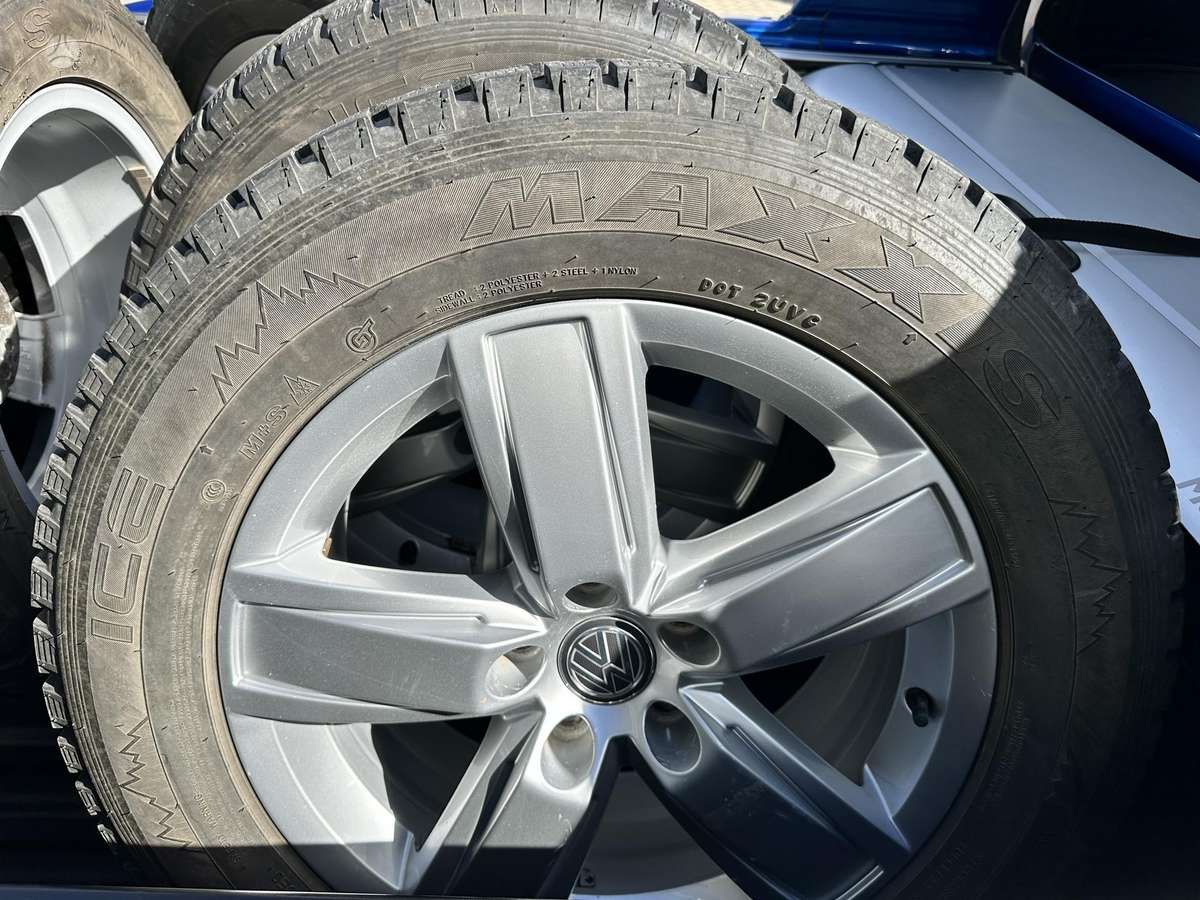 Volkswagen Amarok - 8
