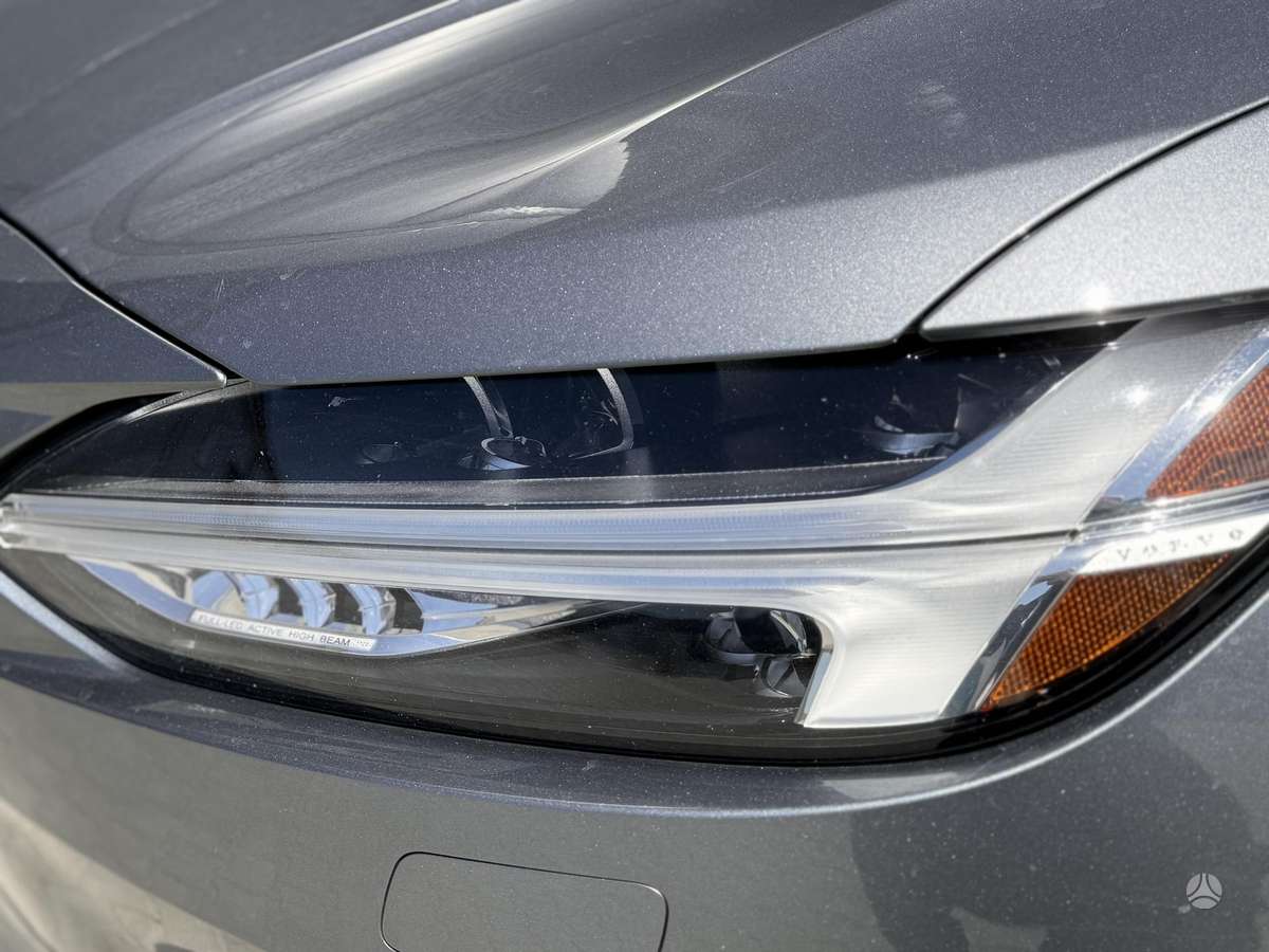 Volvo S90, 2.0 l., Седан