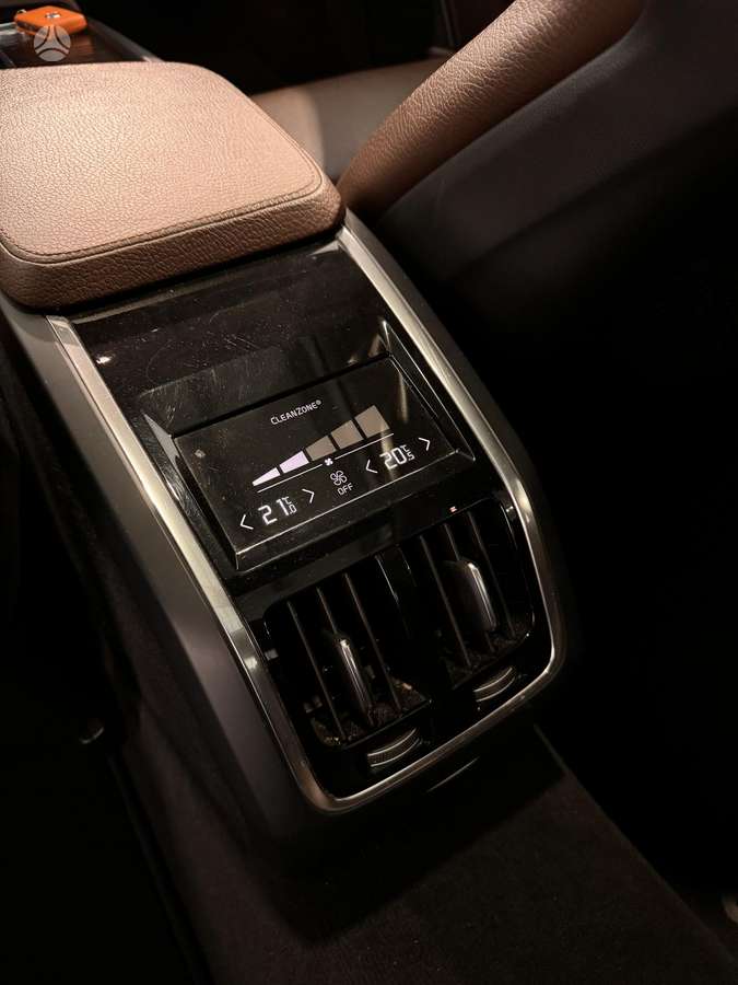 Volvo S90, 2.0 l., Седан