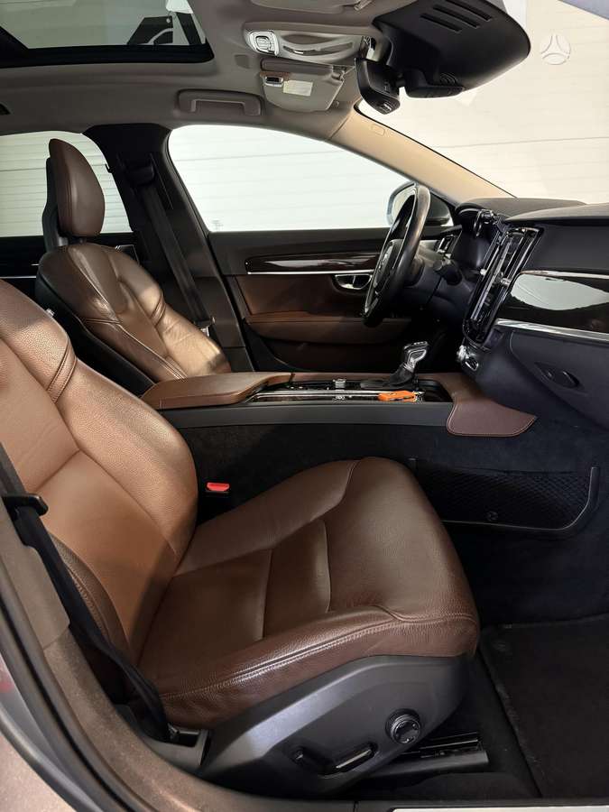 Volvo S90, 2.0 l., Седан