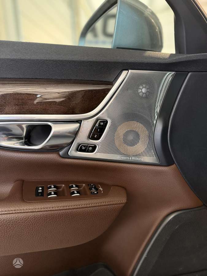Volvo S90, 2.0 l., Седан