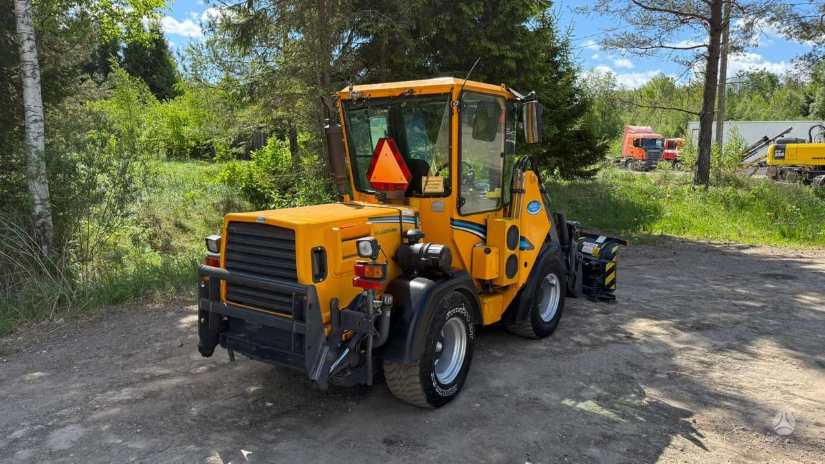 -Kita- Wille 355B, mini krautuvai