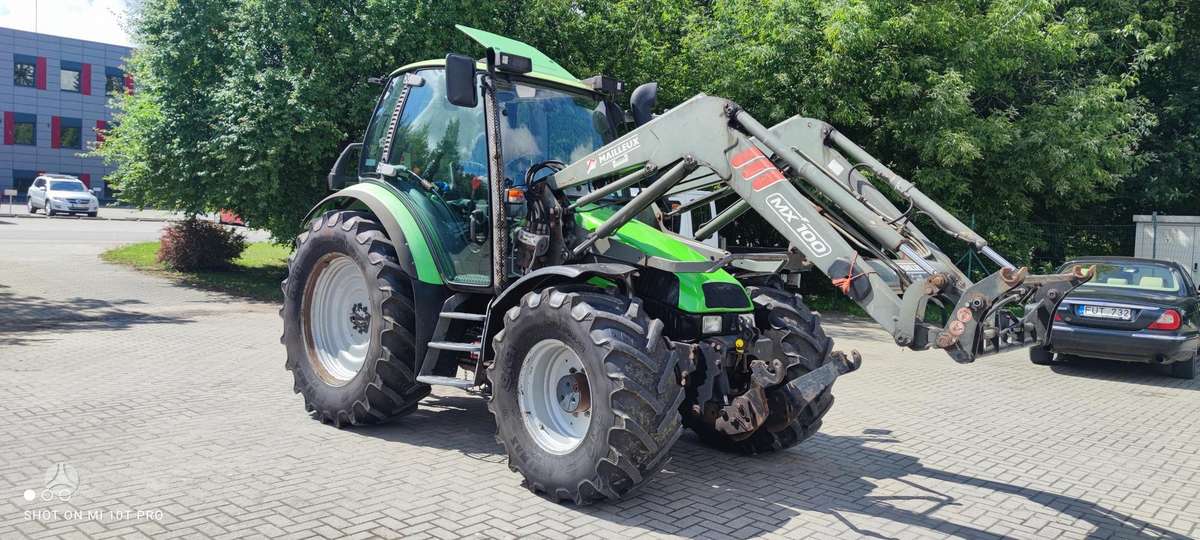 Deutz Agrotron 100, tractors