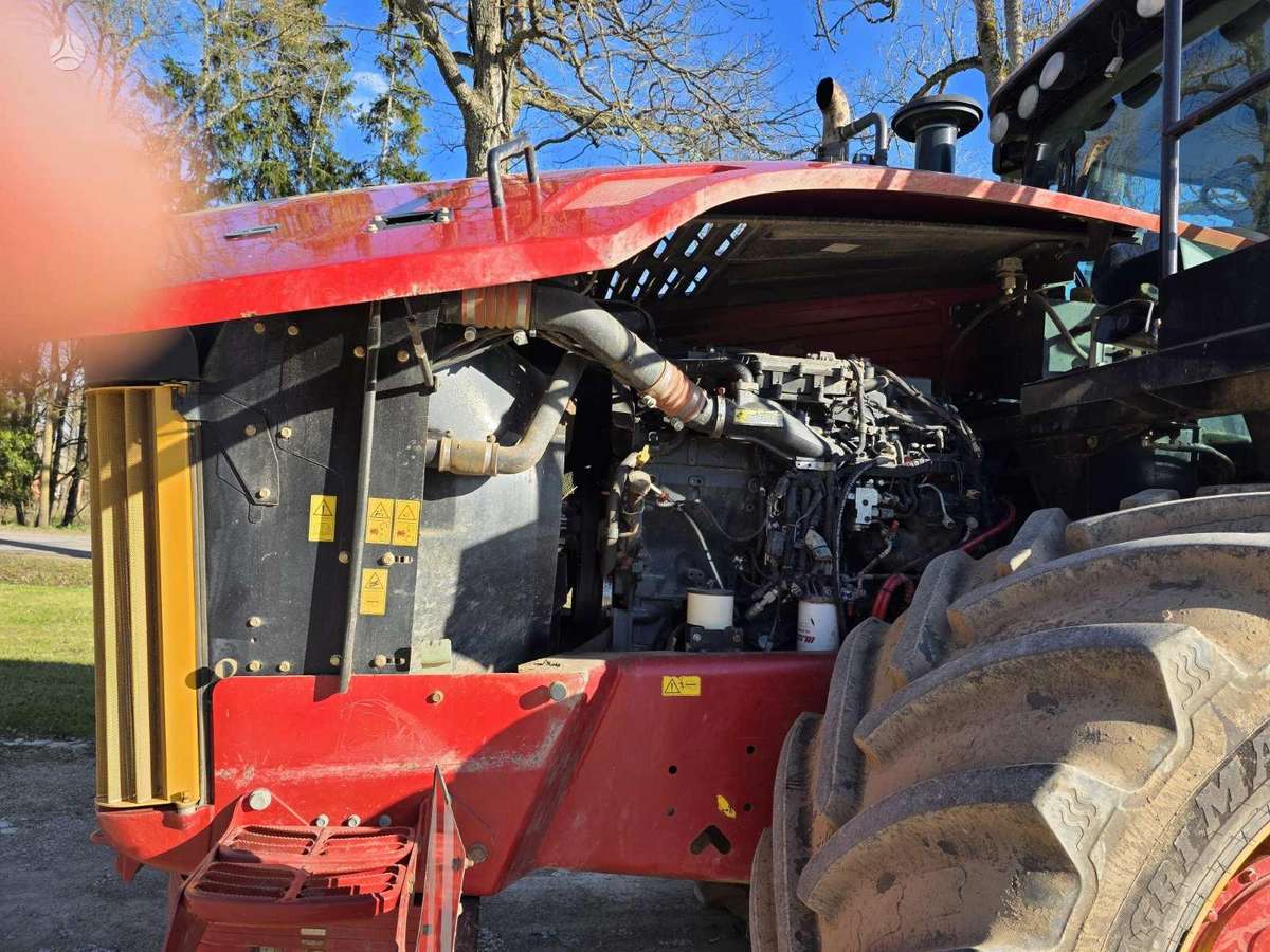 VERSATILE 375, traktoriai