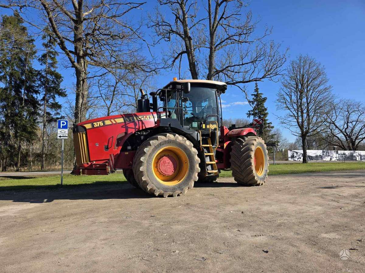 VERSATILE 375, traktori