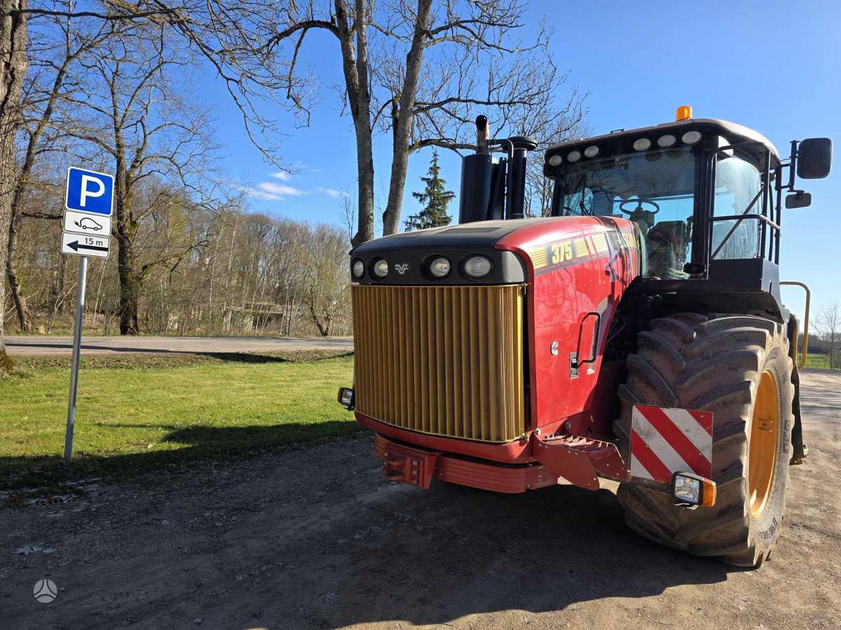 VERSATILE 375, traktori