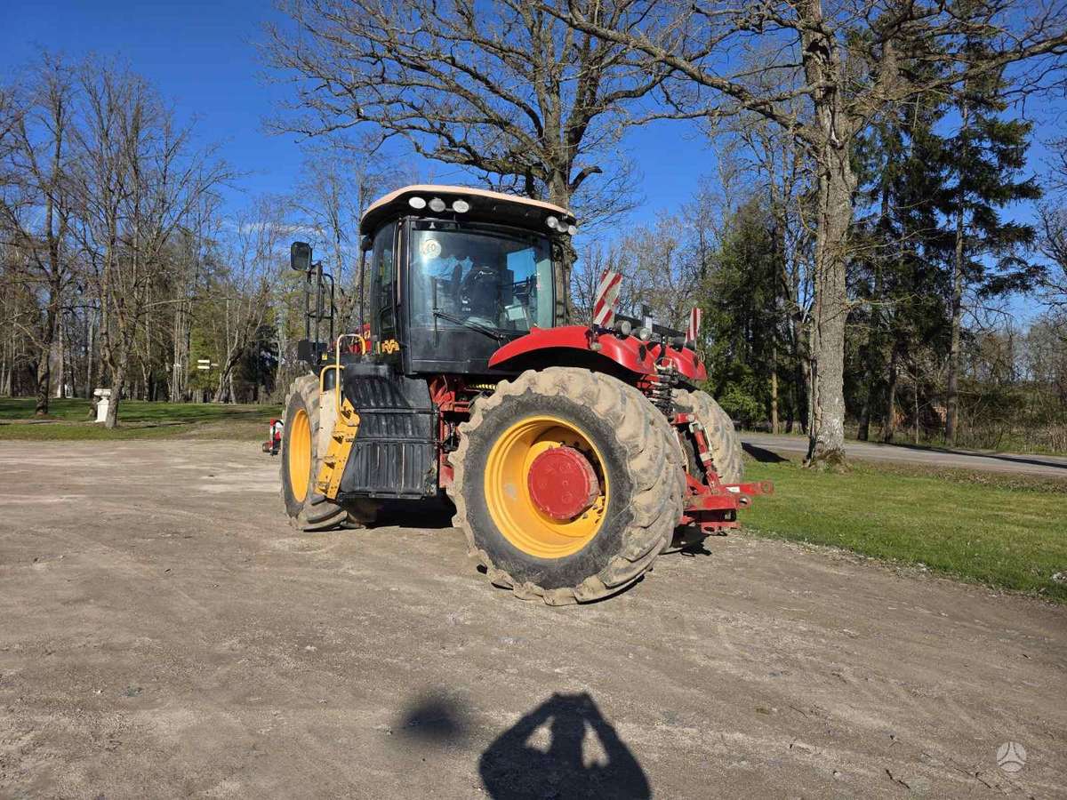 VERSATILE 375, traktori