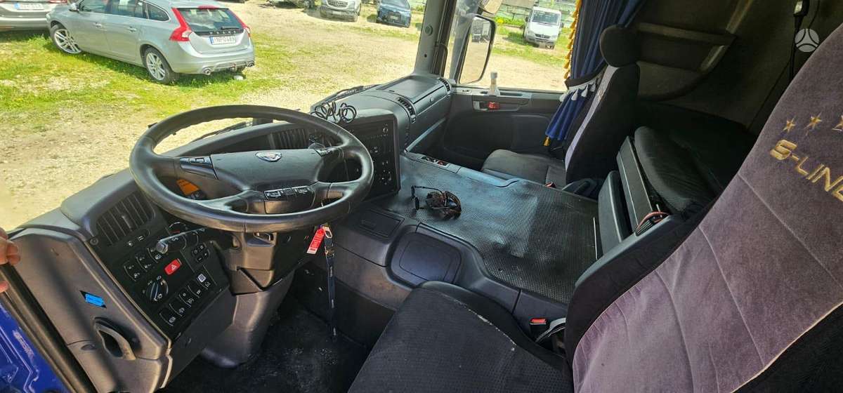 Scania P410, auto transporters