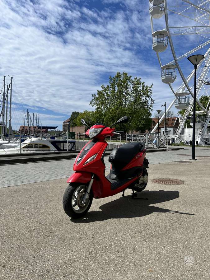 Piaggio Fly 49cc, мотороллеры / мопеды