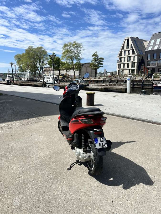 Piaggio Fly 49cc, scooters / mopeds