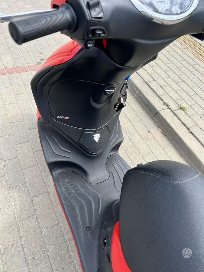 Piaggio Fly 49cc, scooters / mopeds